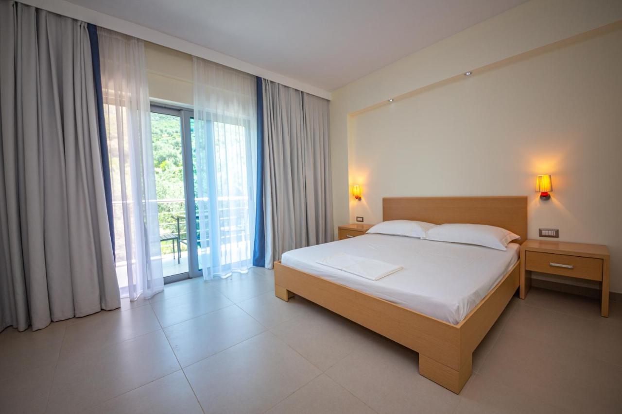 Hotel Borshi Экстерьер фото