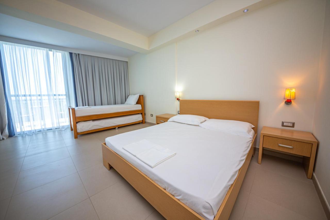 Hotel Borshi Экстерьер фото