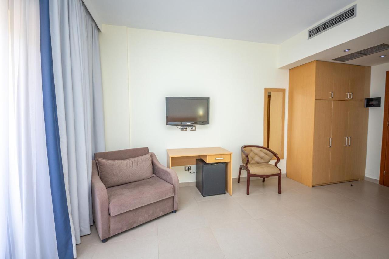Hotel Borshi Экстерьер фото