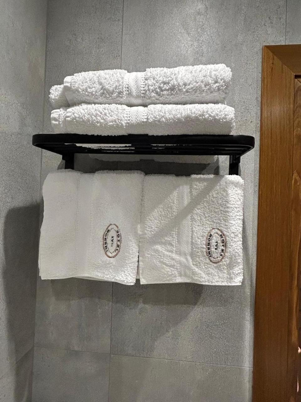 Hotel Borshi Экстерьер фото