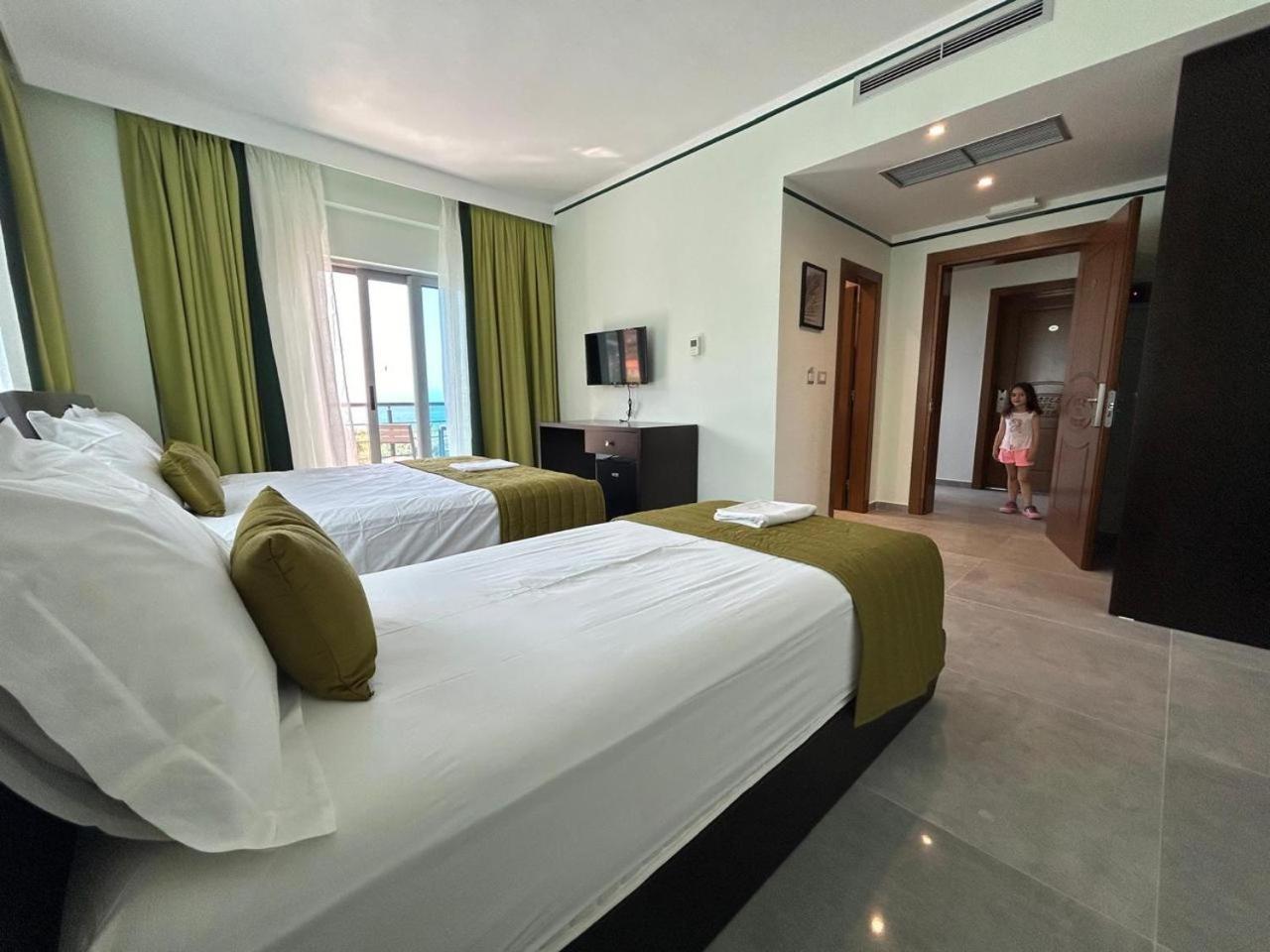 Hotel Borshi Экстерьер фото